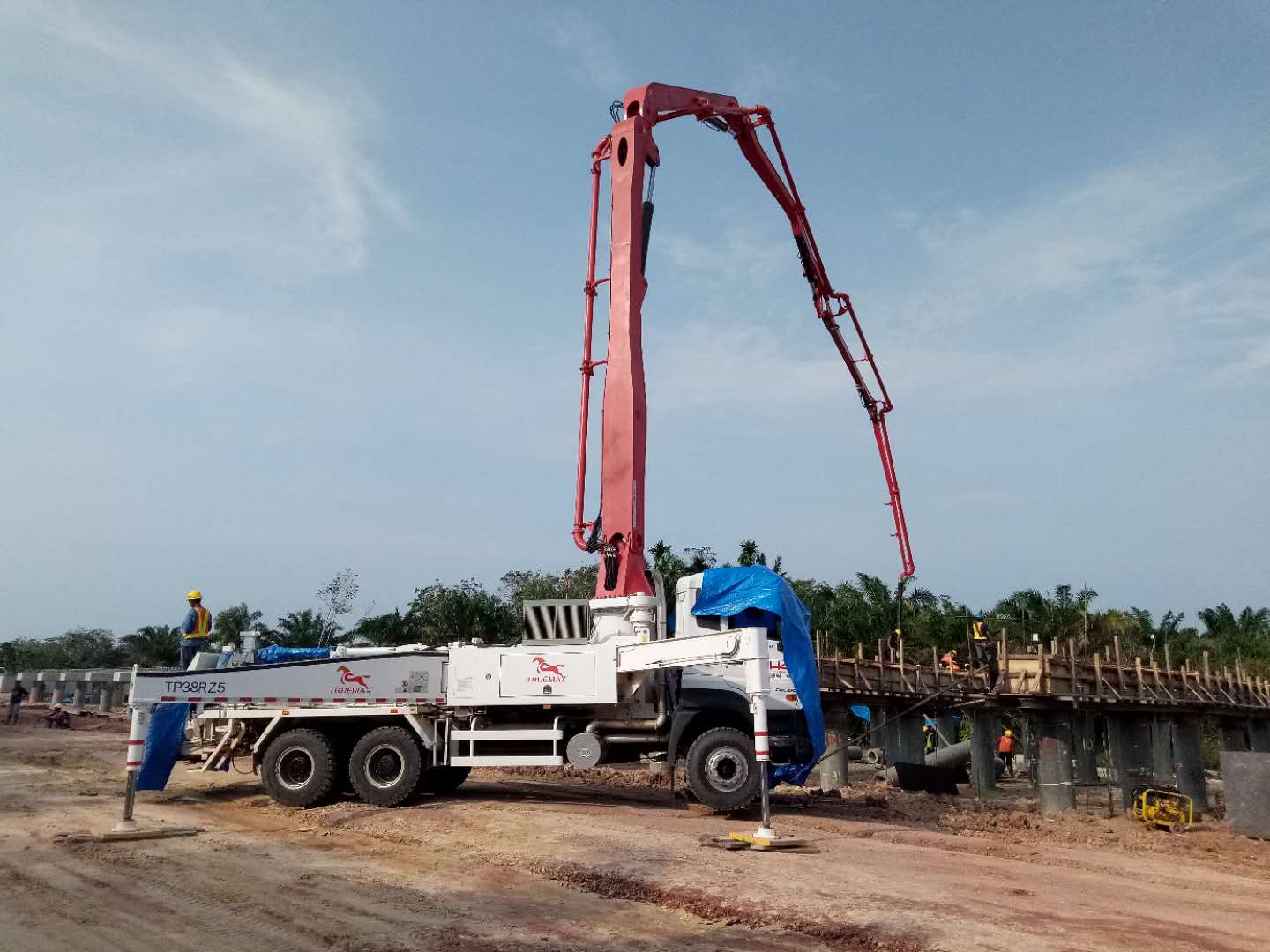 臂架泵車 臂架泵車