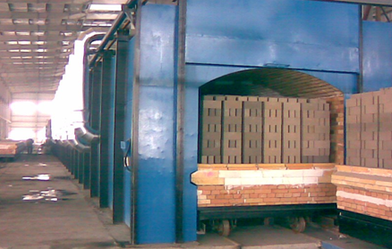 山東淄博市燁達(dá)耐火材料有限公司105M燒廣場(chǎng)磚煤氣隧道窯正在建設(shè)中